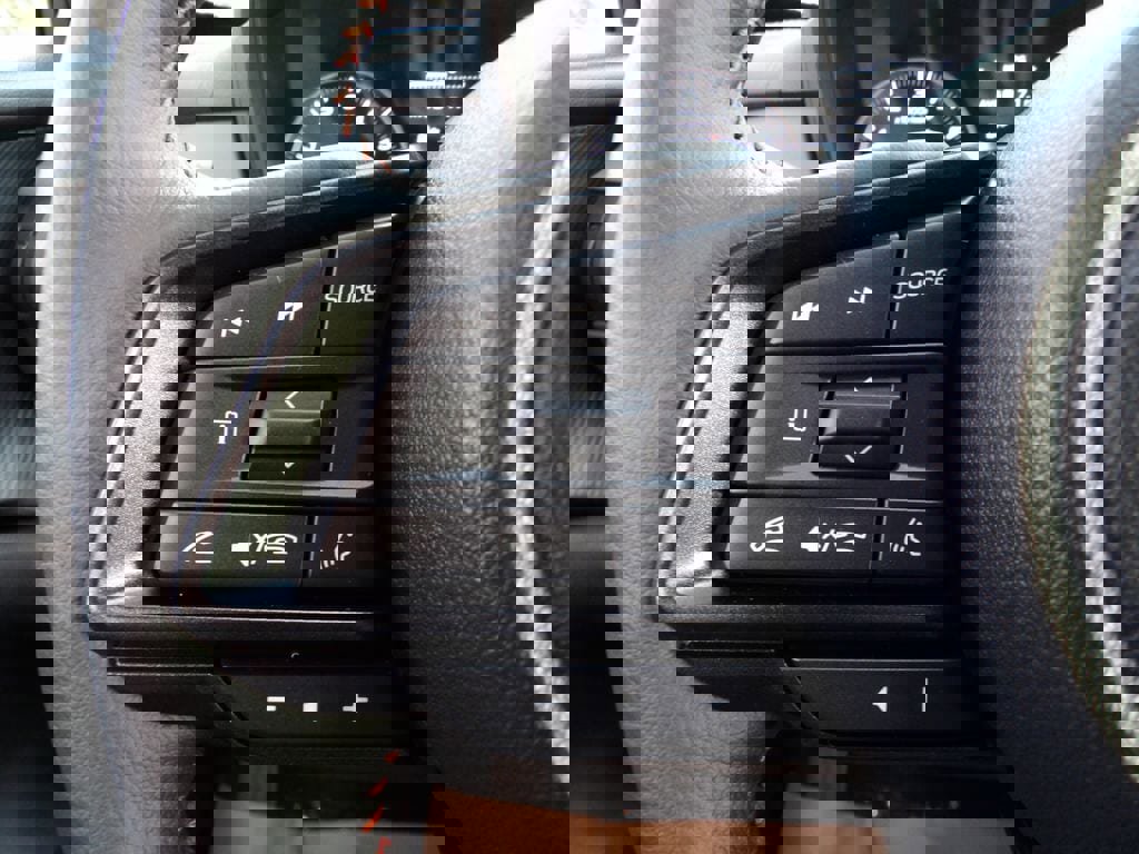 New 2026 Subaru Crosstrek 2.5i Limited w/ Crosstrek Mirror Package image 14