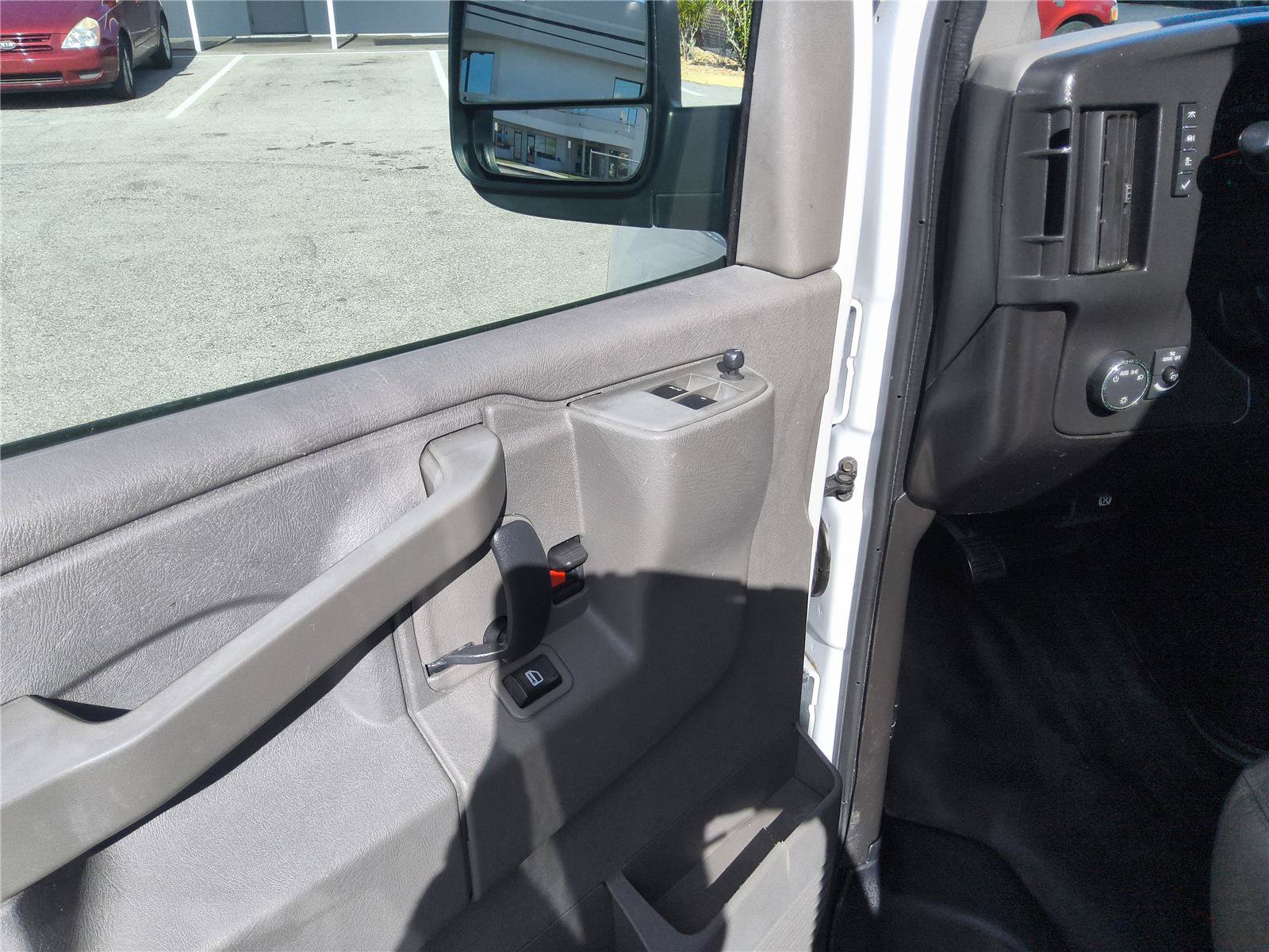 Used 2020 Chevrolet Express 2500 Extended w/ Driver Convenience Package RWD image 11