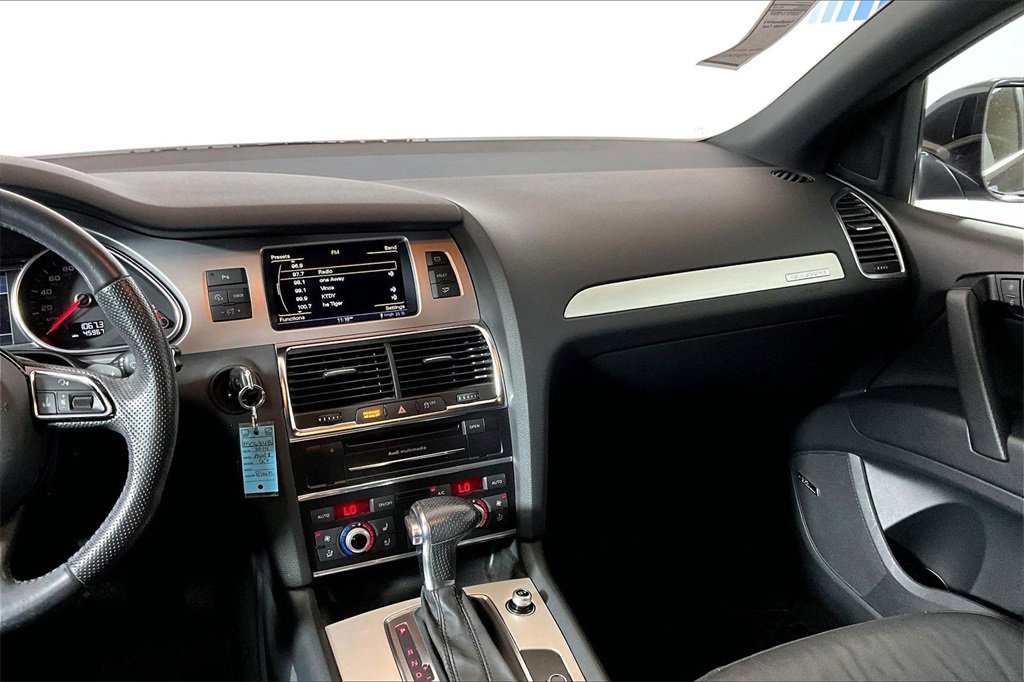 Used 2014 Audi Q7 3.0T S line Prestige w/ S Line Package image 5