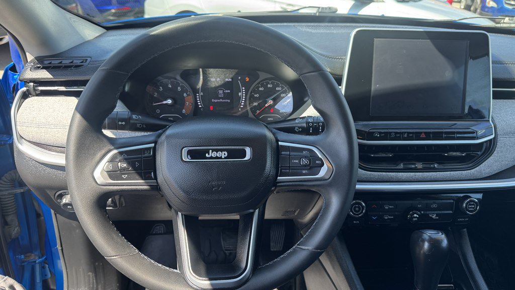 Used 2022 Jeep Compass Latitude AWD/4WD image 17