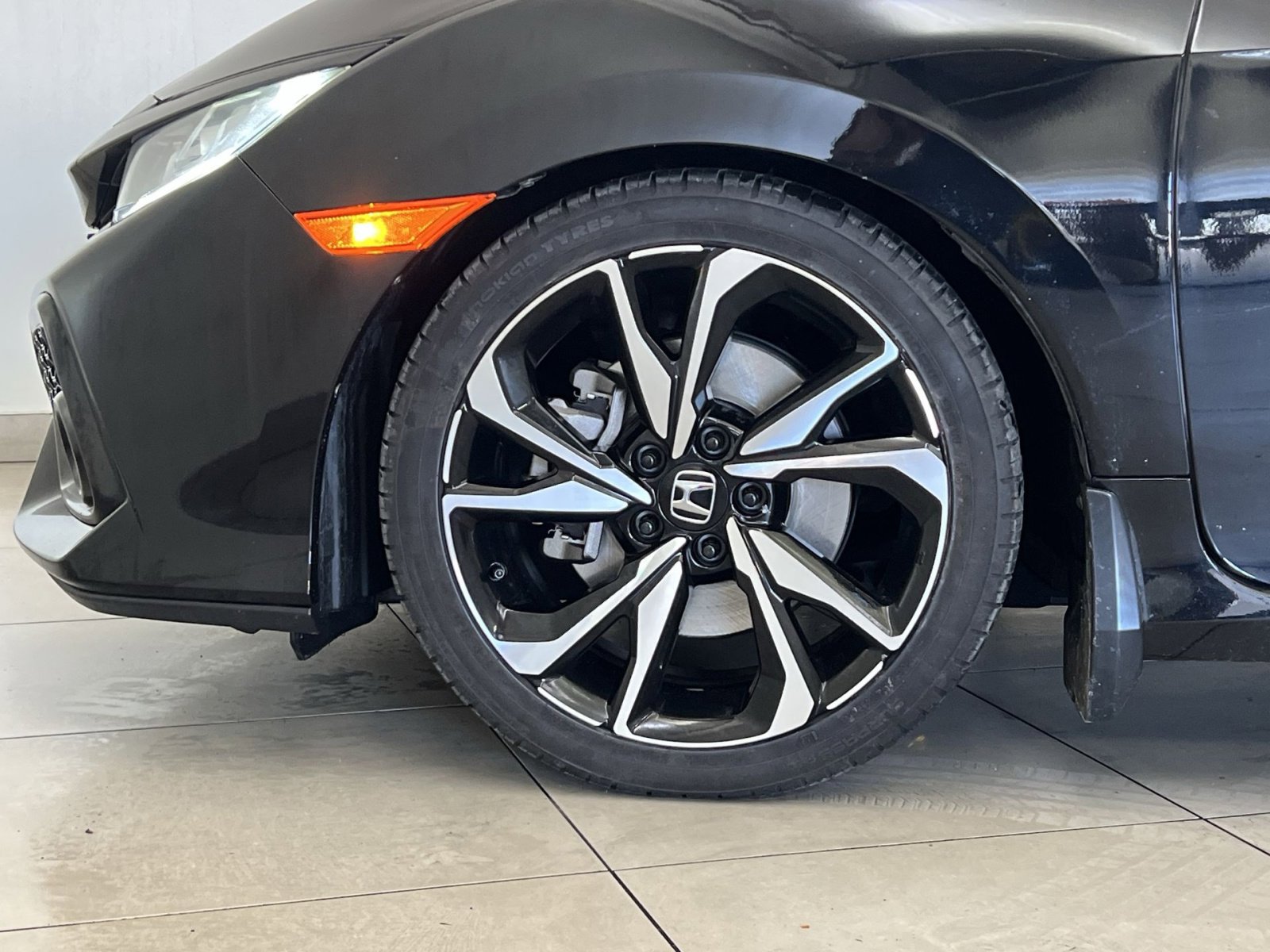 Used 2018 Honda Civic Si image 10