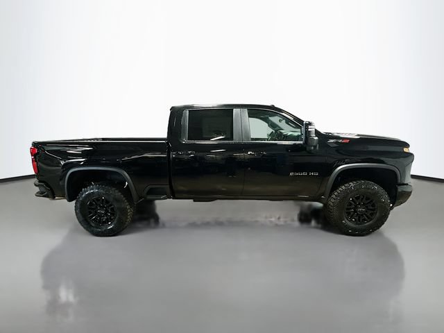 New 2026 Chevrolet Silverado 2500 ZR2 AWD/4WD image 6