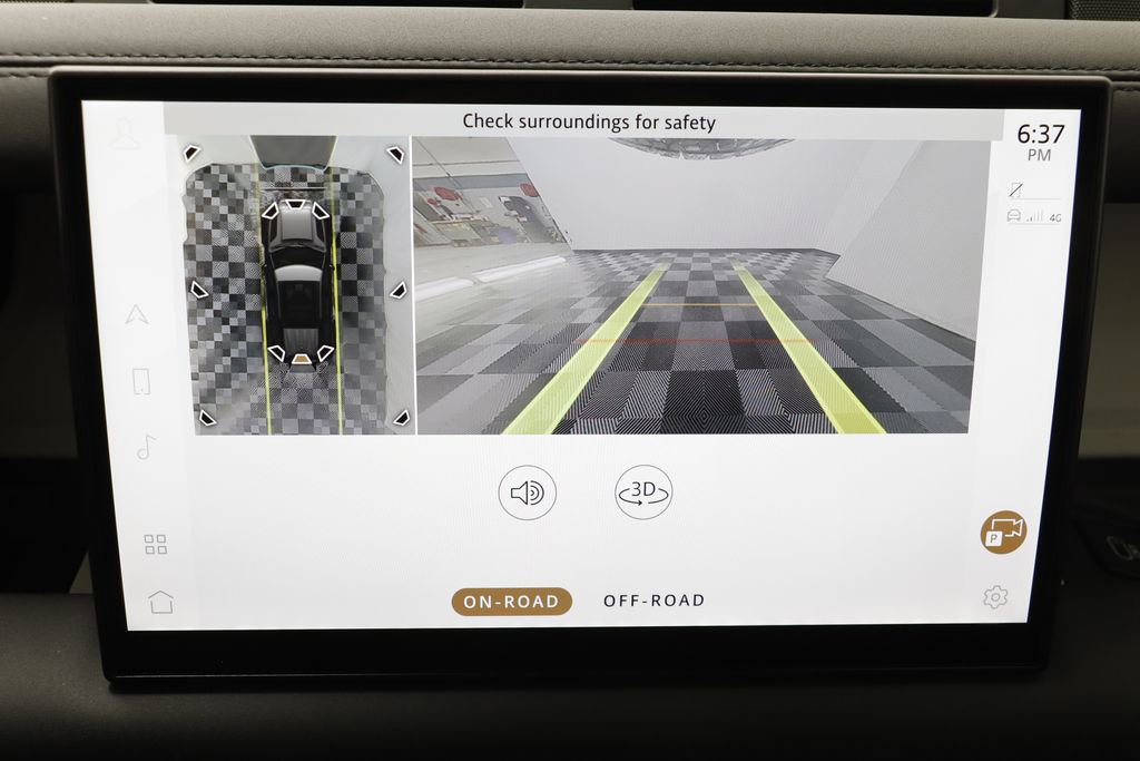 Used 2025 Land Rover Defender 110 S image 11