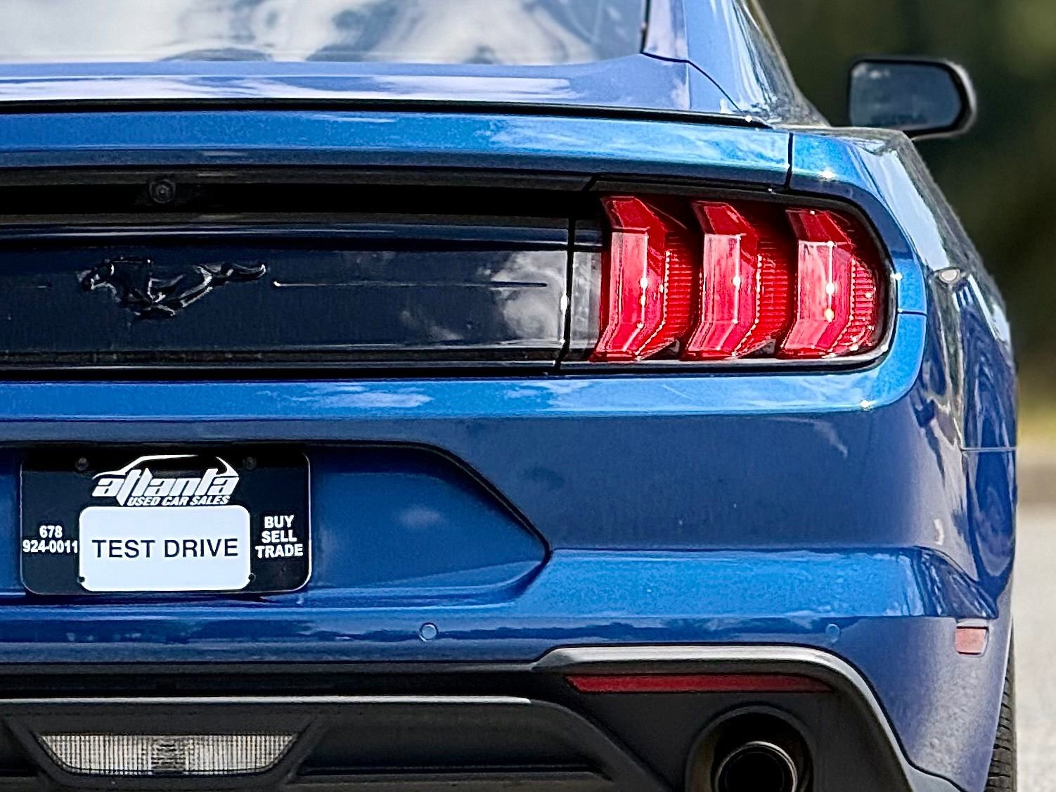 Used 2022 Ford Mustang Coupe w/ Equipment Group 101A RWD image 17