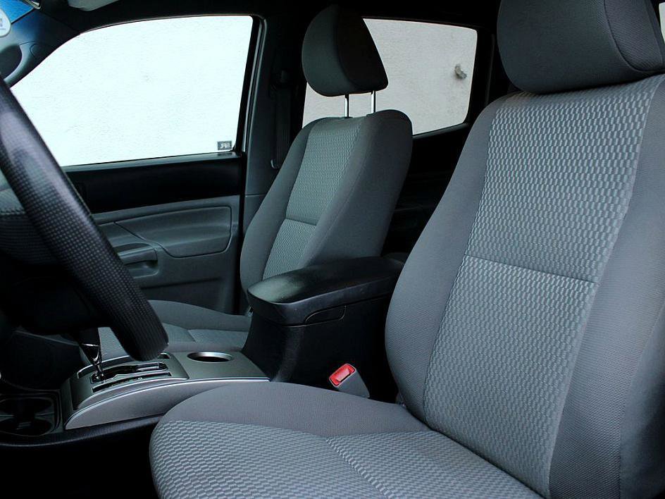 Used 2014 Toyota Tacoma PreRunner image 9