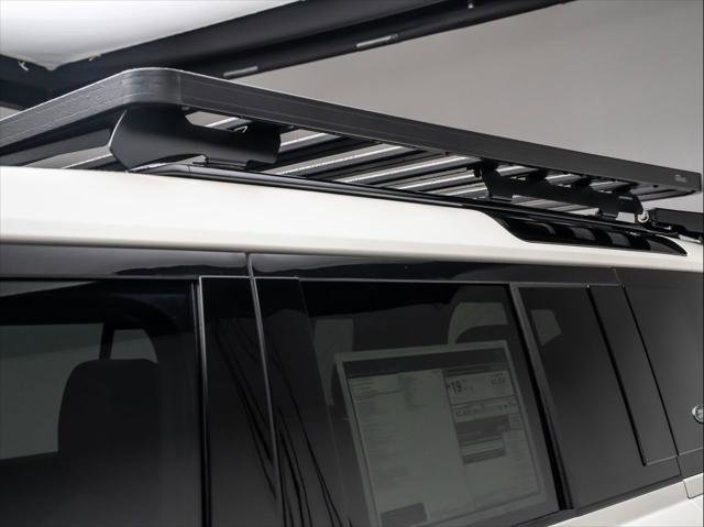 New 2024 Land Rover Defender 110 S image 12