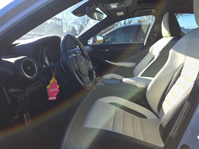 Used 2022 Lexus IS 350 F Sport image 3