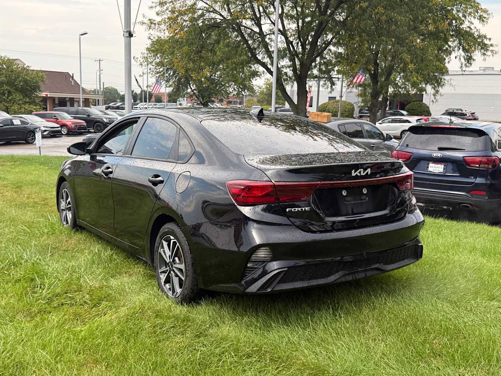 Used 2023 Kia Forte LXS FWD image 7