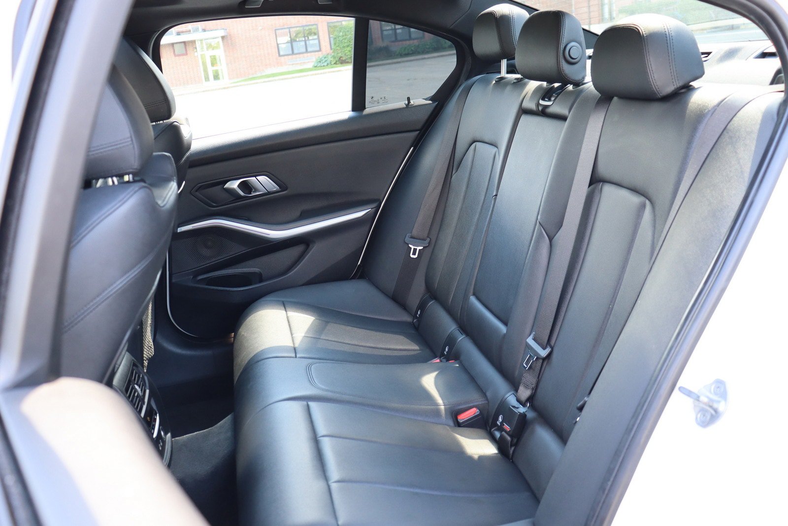 Used 2019 BMW 330i xDrive Sedan w/ M Sport Package AWD/4WD image 15