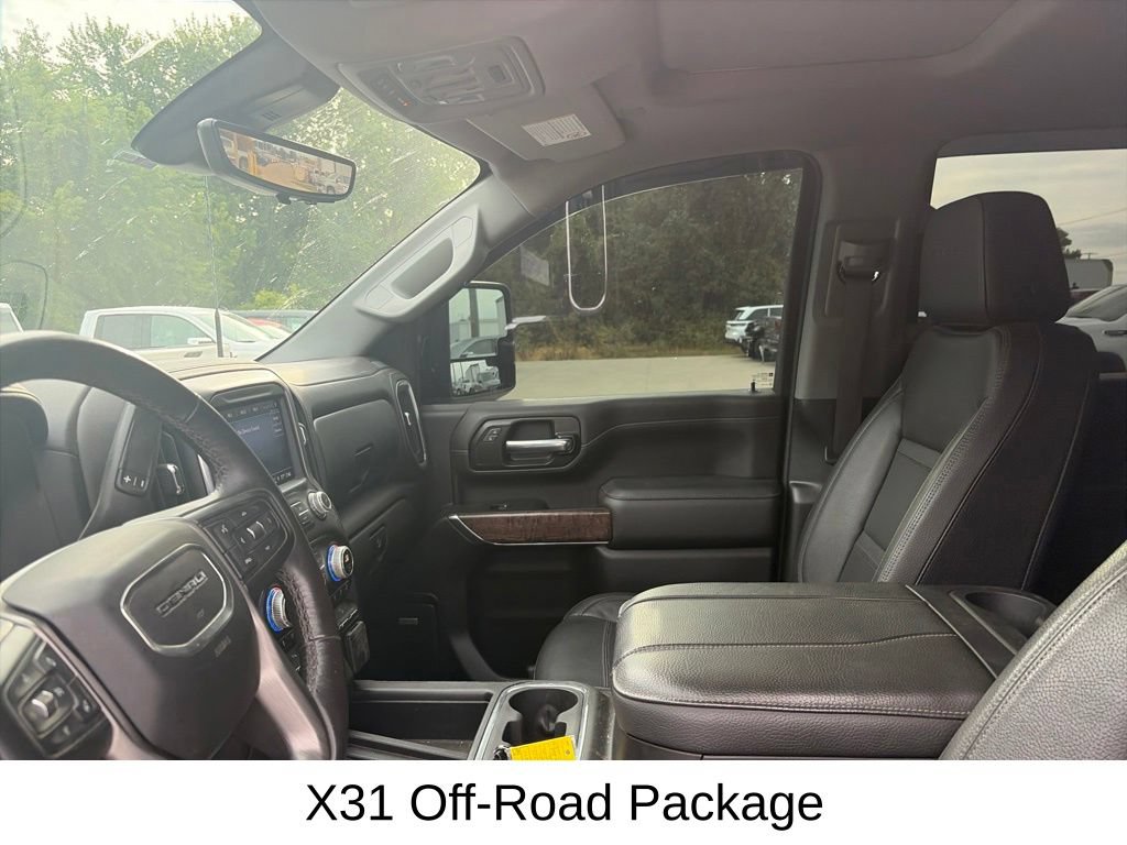 Used 2023 GMC Sierra 2500 Denali w/ Denali Ultimate Package AWD/4WD image 17