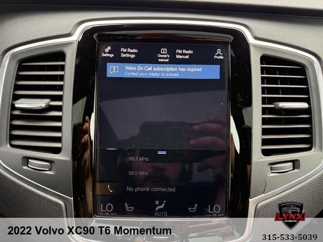 Used 2022 Volvo XC90 T6 Momentum image 14