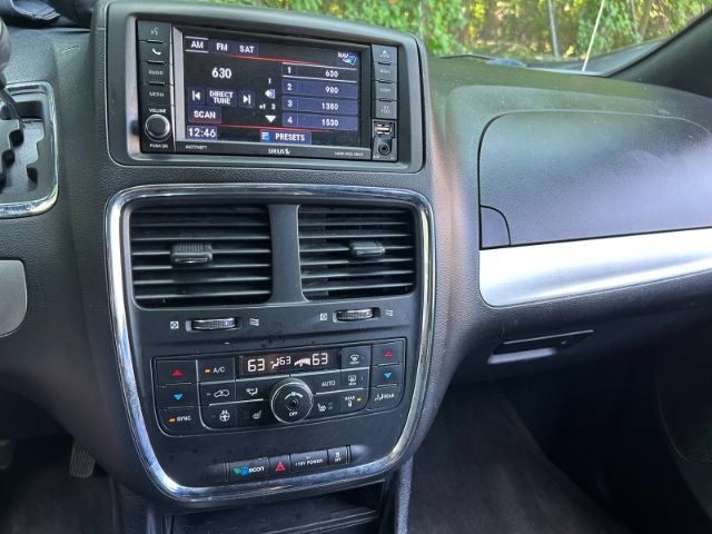 Used 2019 Dodge Grand Caravan GT FWD image 14