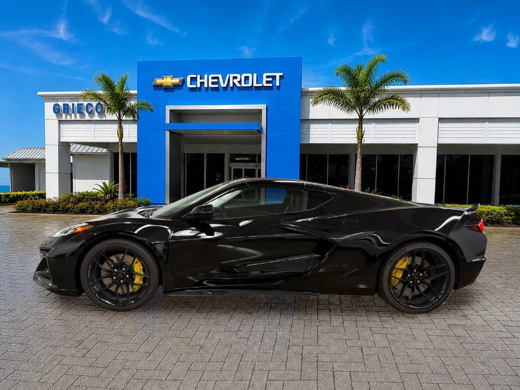 New 2027 Chevrolet Corvette Z06 RWD image 4