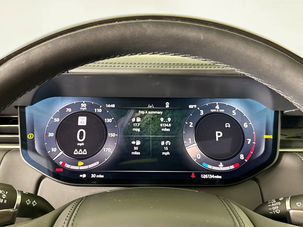 Used 2024 Land Rover Range Rover SE image 10