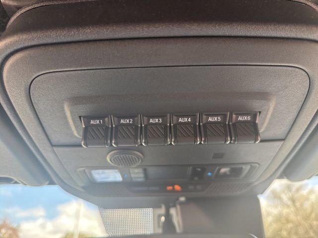 Used 2023 Ford Bronco Badlands image 24