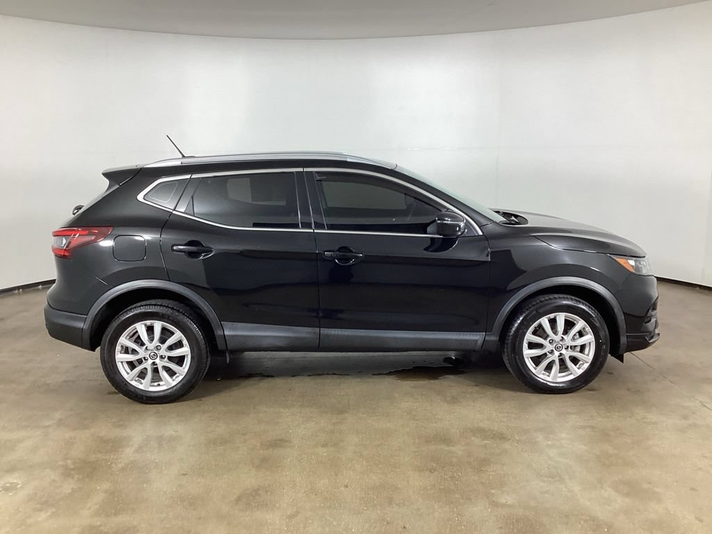 Used 2020 Nissan Rogue Sport SV FWD image 7