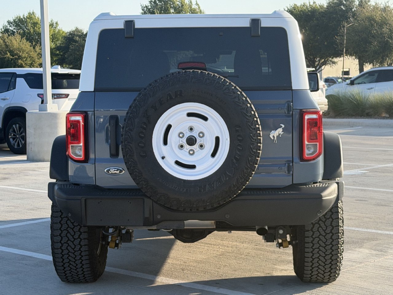 Used 2025 Ford Bronco Heritage Edition AWD/4WD image 5