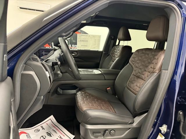 New 2025 Nissan Armada Platinum w/ Convenience Package image 10