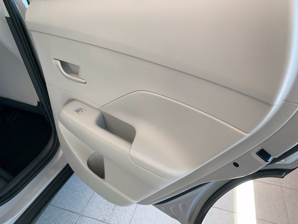Certified 2026 Hyundai Kona SEL Sport AWD/4WD image 18