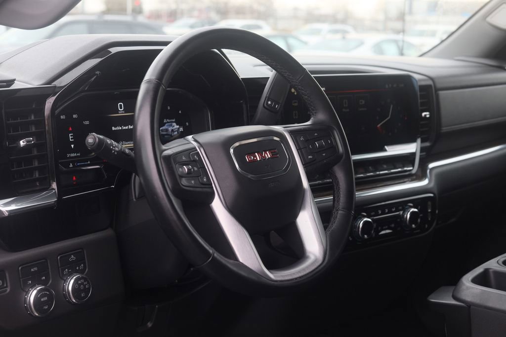 Used 2023 GMC Sierra 1500 Elevation AWD/4WD image 3