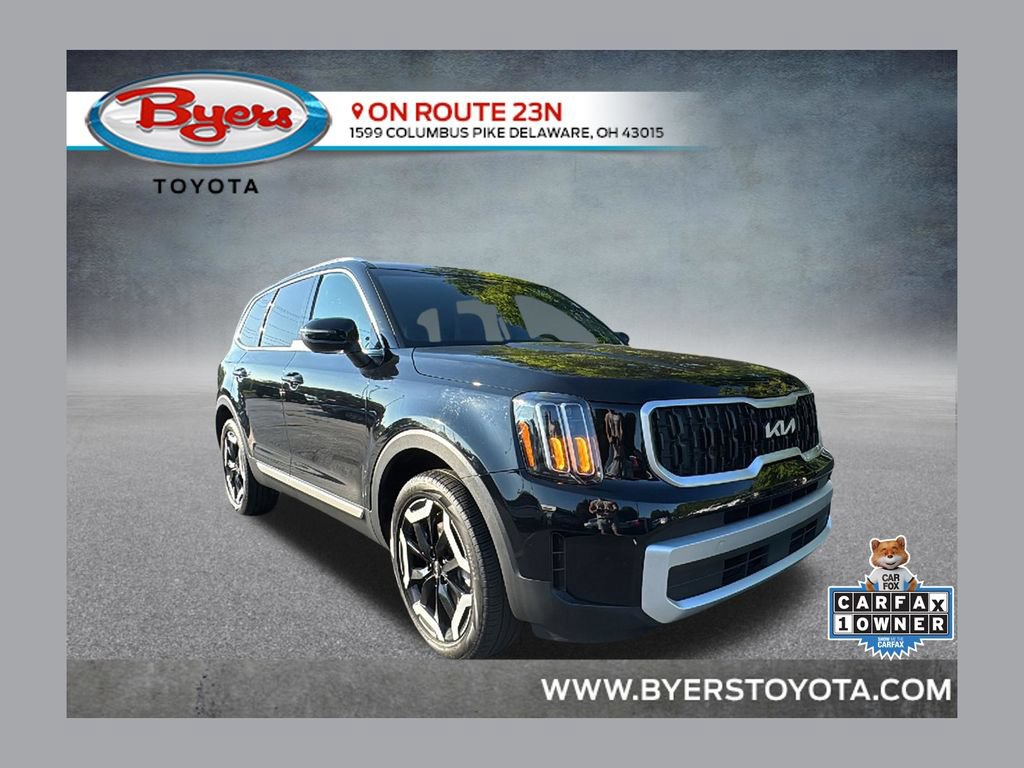 Used 2024 Kia Telluride EX w/ EX Captain's Chair Package