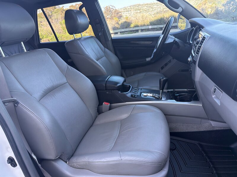 Used 2008 Toyota 4Runner Limited AWD/4WD image 15