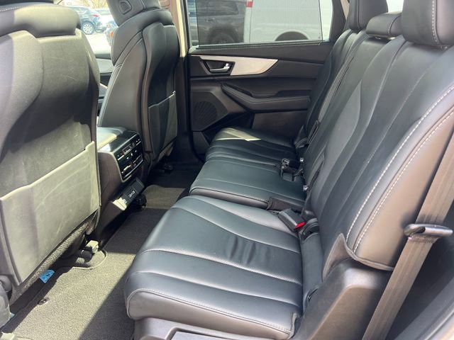 Used 2024 Acura MDX SH-AWD w/ Technology Package image 16