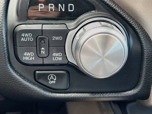 Used 2022 RAM 1500 Laramie AWD/4WD image 18