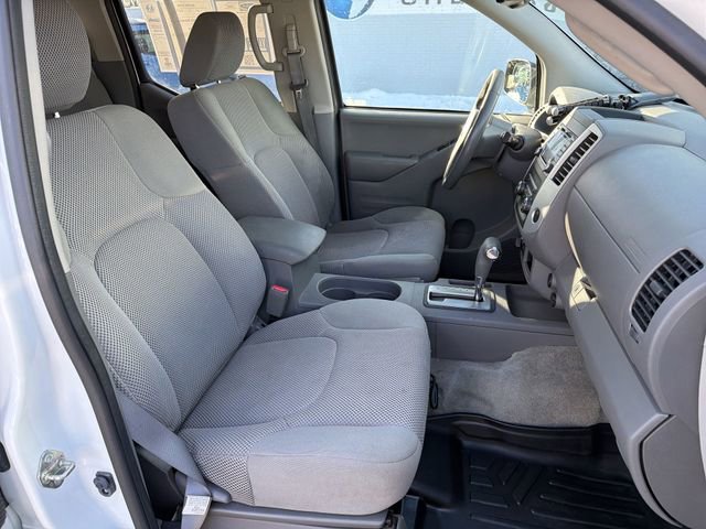 Used 2017 Nissan Frontier SV image 26