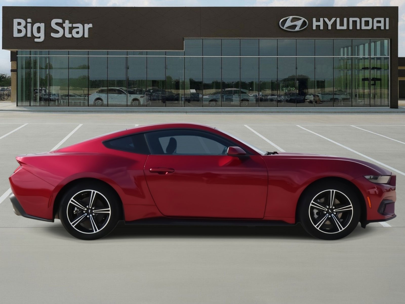 Used 2025 Ford Mustang EcoBoost image 5