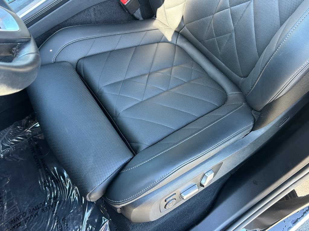 Used 2024 BMW X5 xDrive50e w/ Premium Package AWD/4WD image 15