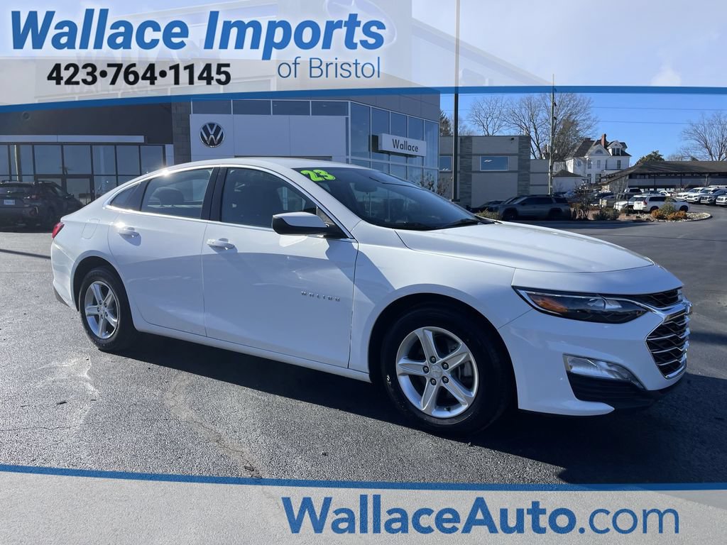 Used 2023 Chevrolet Malibu LT FWD image 1