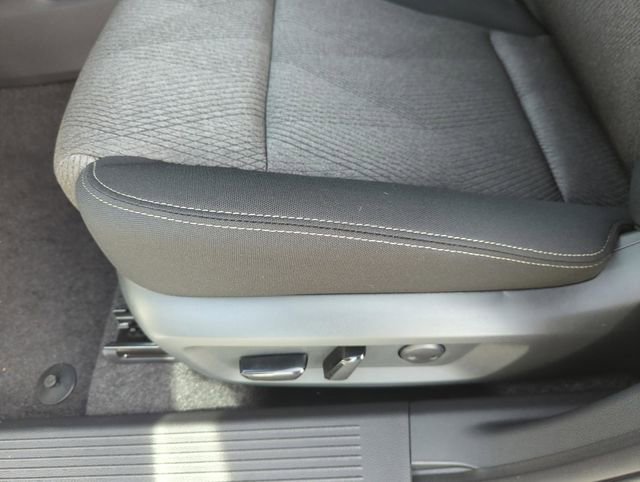 New 2026 Nissan Rogue SV image 27