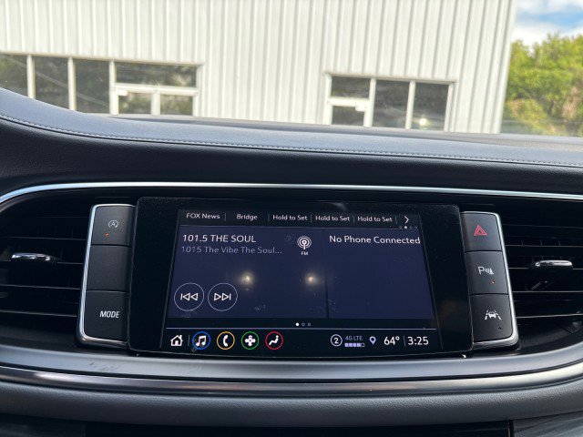 Used 2022 Buick Enclave Essence w/ Experience Buick Package image 24