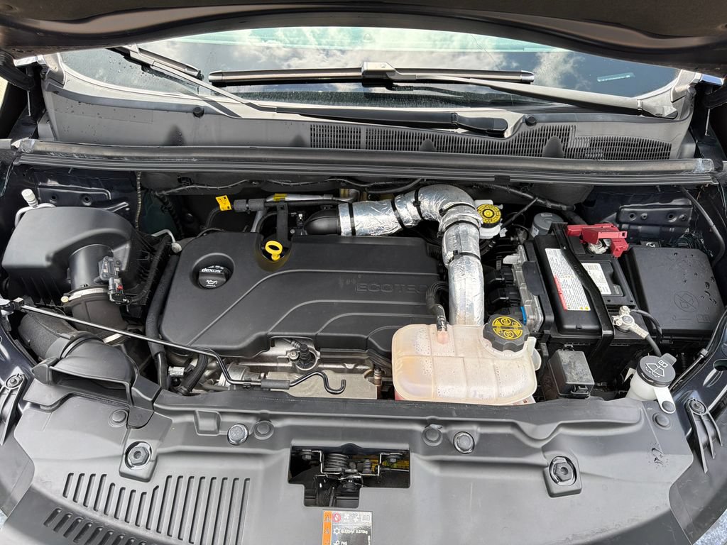 Certified 2022 Buick Encore Preferred w/ Safety Package FWD image 22