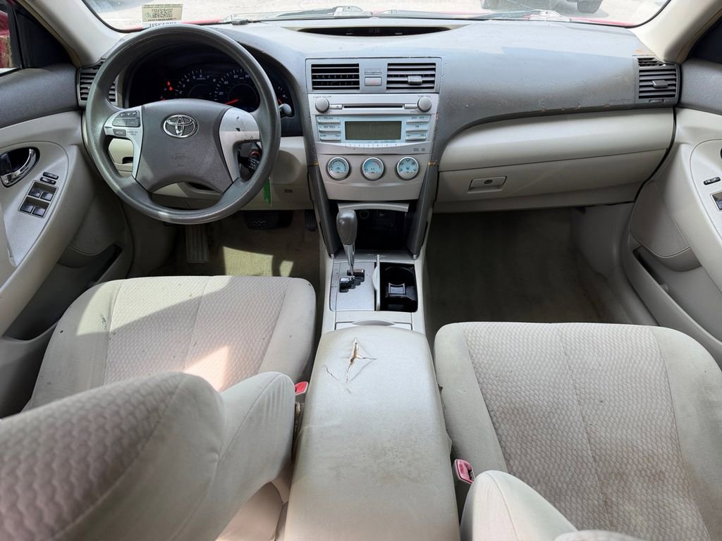 Used 2010 Toyota Camry image 12