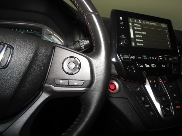 Certified 2023 Honda Odyssey Sport image 6