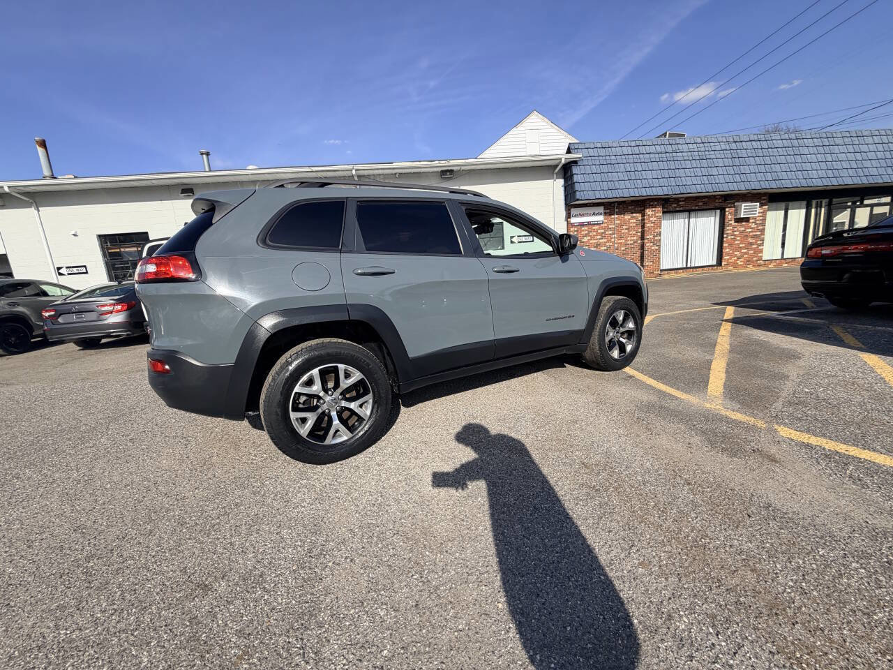Used 2014 Jeep Cherokee Trailhawk w/ Comfort/Convenience Group image 6