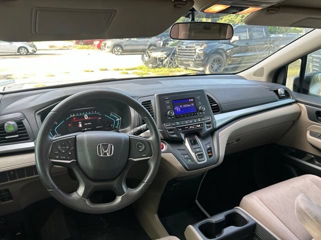 Used 2018 Honda Odyssey LX image 15
