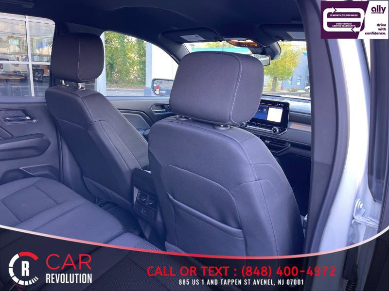 Used 2024 Chevrolet Colorado LT RWD image 39