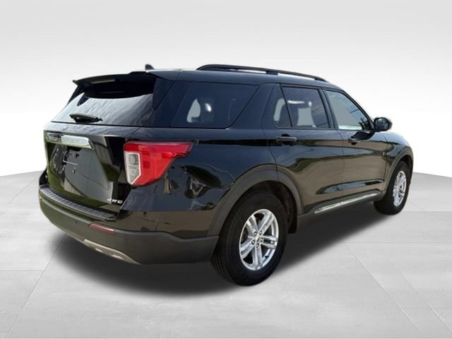 Used 2022 Ford Explorer XLT w/ Equipment Group 202A AWD/4WD image 21