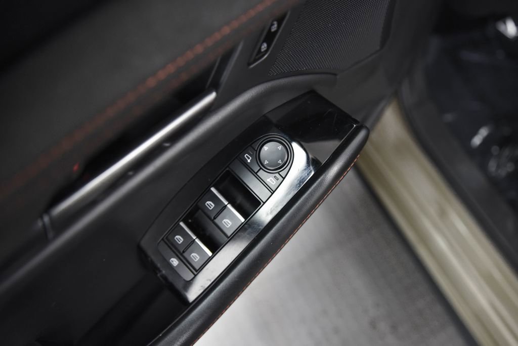 Used 2024 MAZDA MAZDA3 s image 10