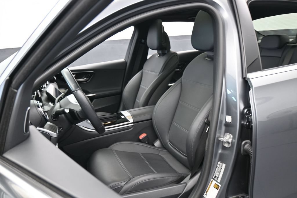 Used 2024 Mercedes-Benz C 300 Sedan image 10