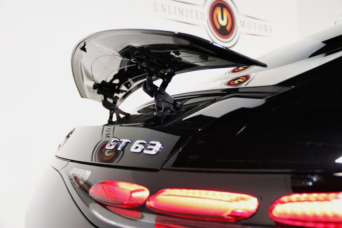 Used 2025 Mercedes-Benz AMG GT 63 image 9