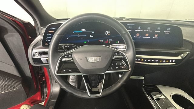 Used 2024 Cadillac Lyriq Tech AWD/4WD image 14