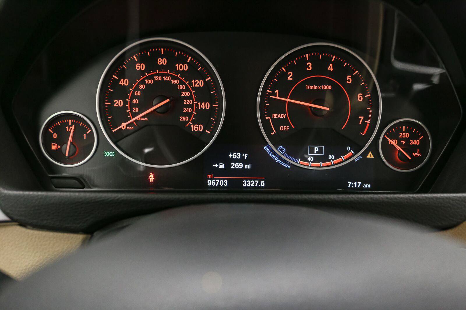 Used 2018 BMW 330i xDrive Sedan AWD/4WD image 35