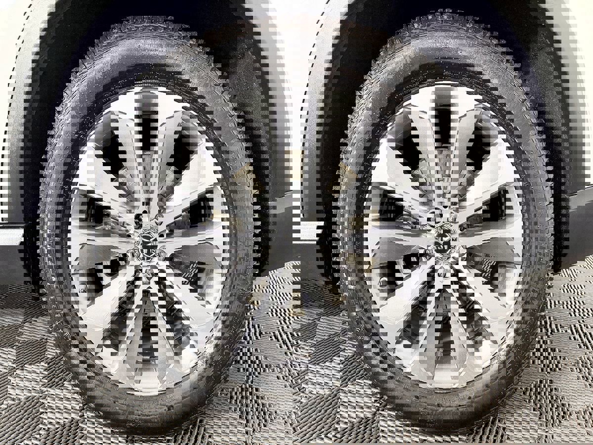 Used 2022 Mercedes-Benz GLE 450 4MATIC image 24