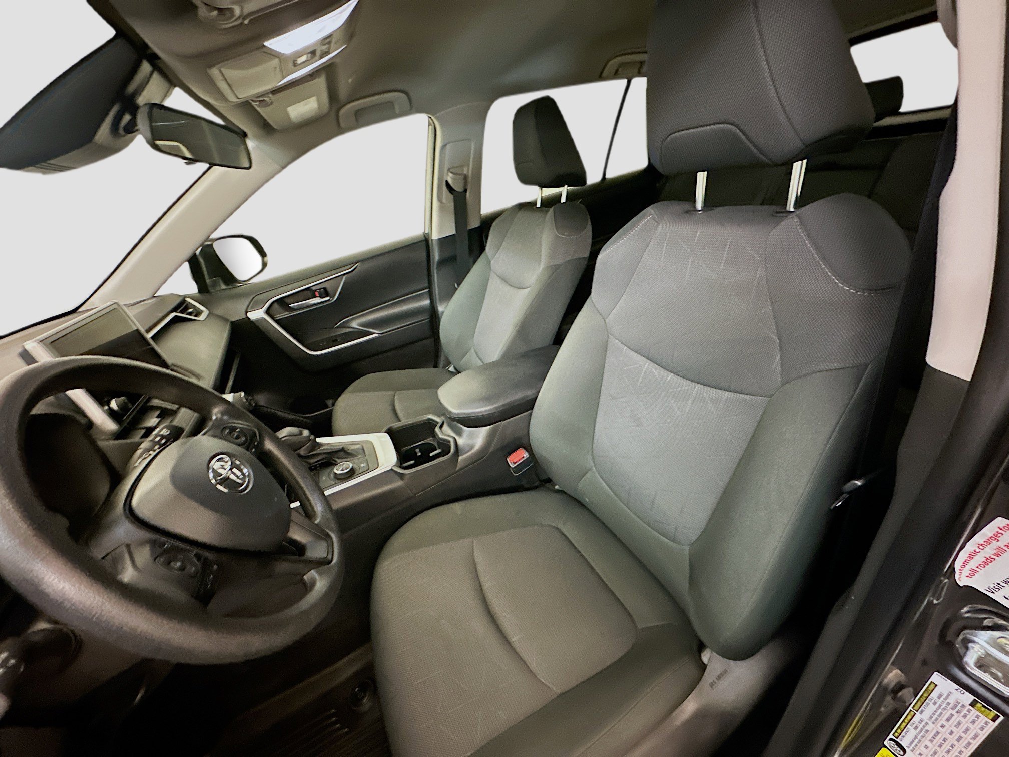 Used 2025 Toyota RAV4 XLE image 13