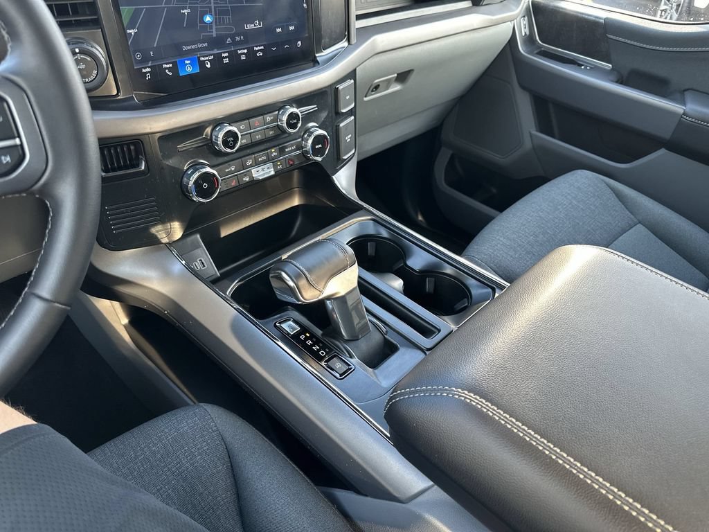 Used 2025 Ford F150 Lightning XLT AWD/4WD image 23