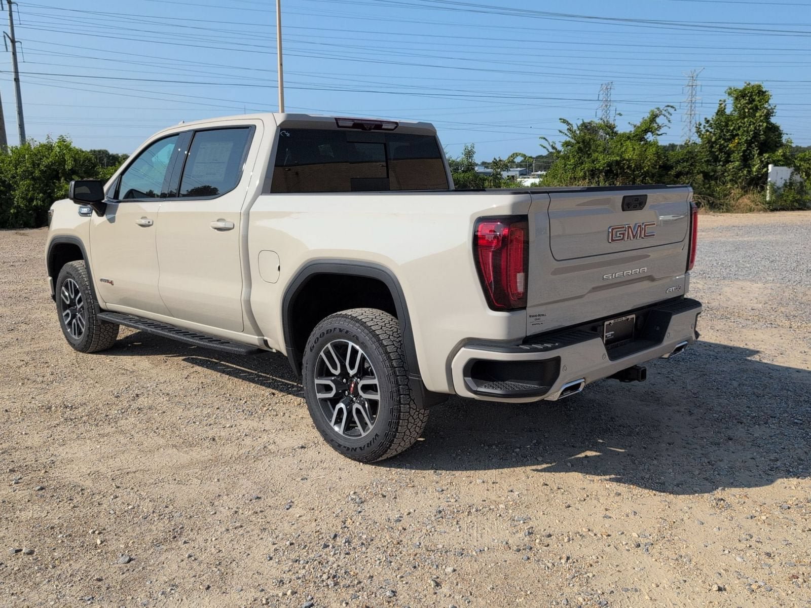 New 2026 GMC Sierra 1500 AT4 w/ AT4 Premium Package AWD/4WD image 3